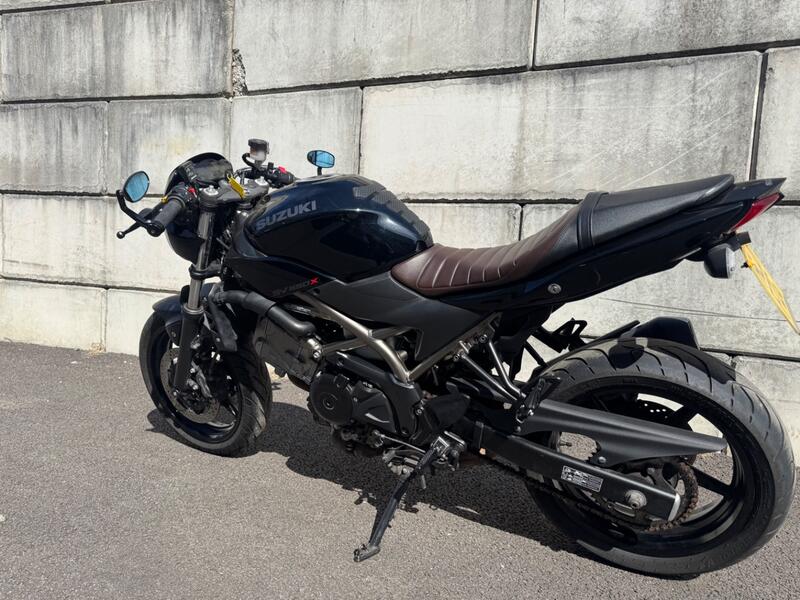 SUZUKI SV650X