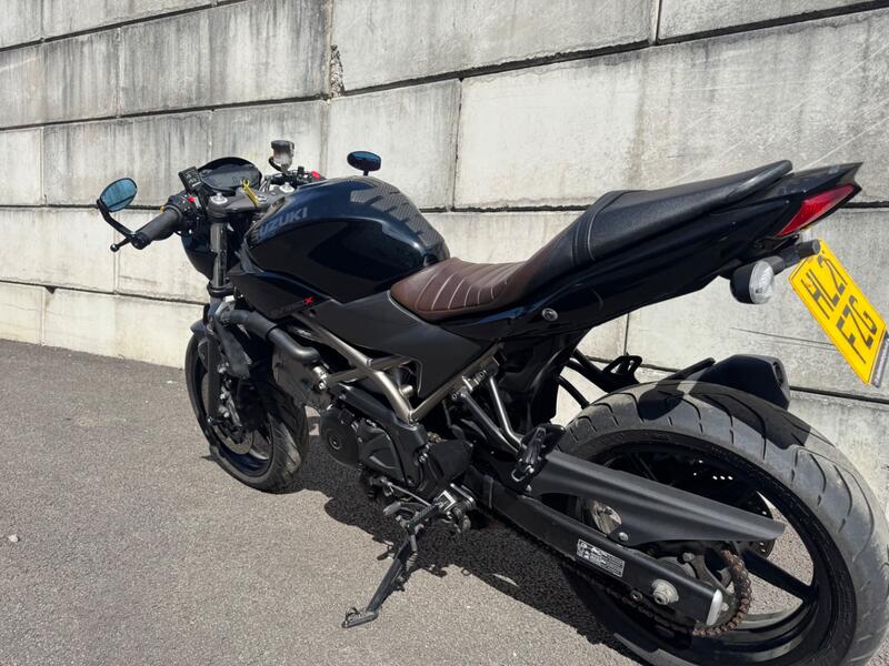 SUZUKI SV650X