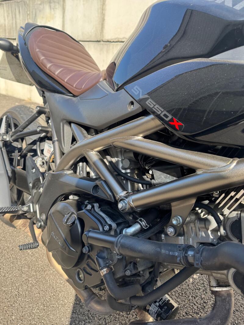 SUZUKI SV650X