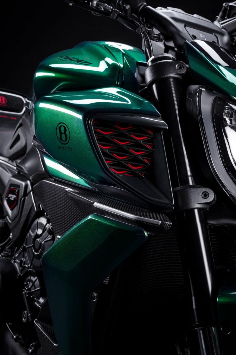 DUCATI DIAVEL