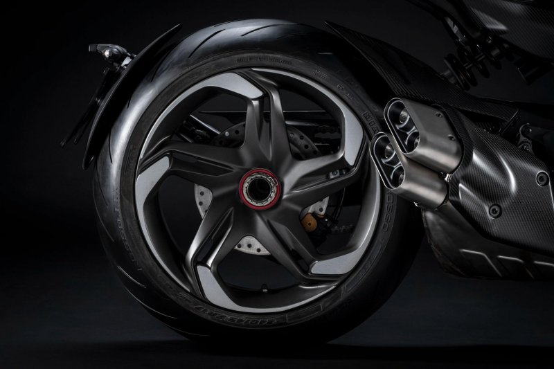 DUCATI DIAVEL