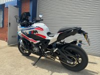 BMW M1000XR