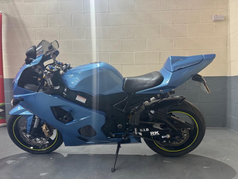SUZUKI GSXR600
