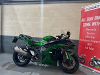 KAWASAKI Ninja H2