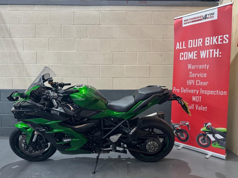 KAWASAKI Ninja H2