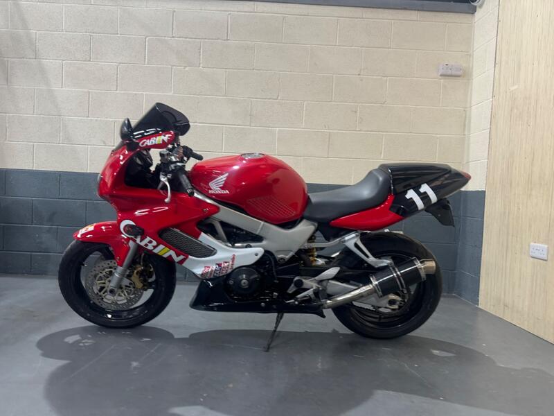 HONDA VTR