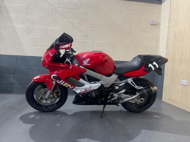 HONDA VTR