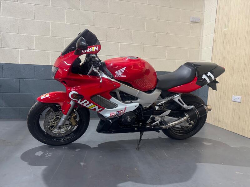 HONDA VTR