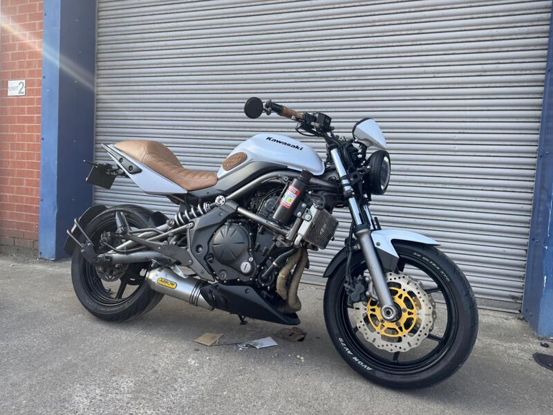 KAWASAKI ER-6N