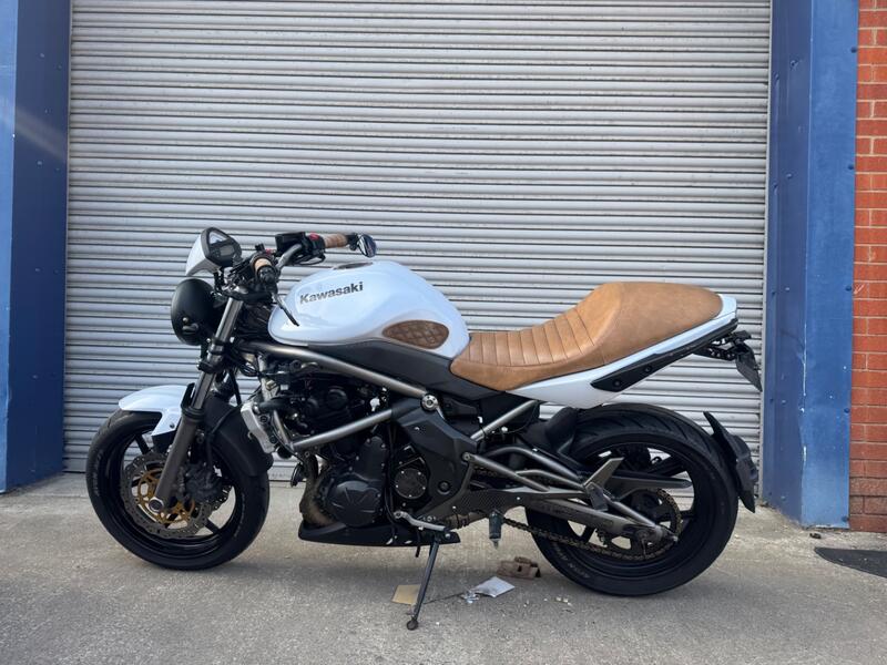 KAWASAKI ER-6N