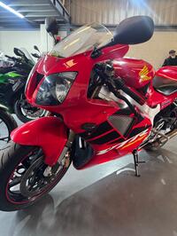 HONDA VTR1000
