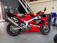 HONDA VTR1000