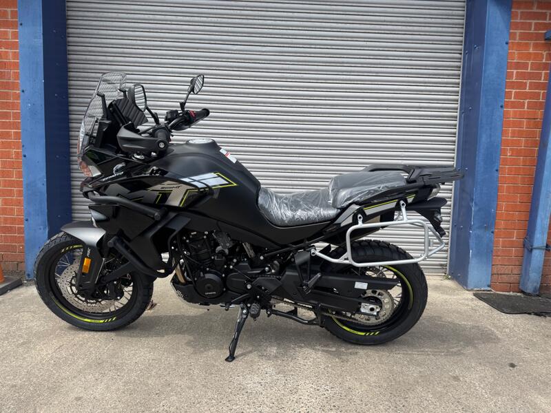 CFMOTO MT
