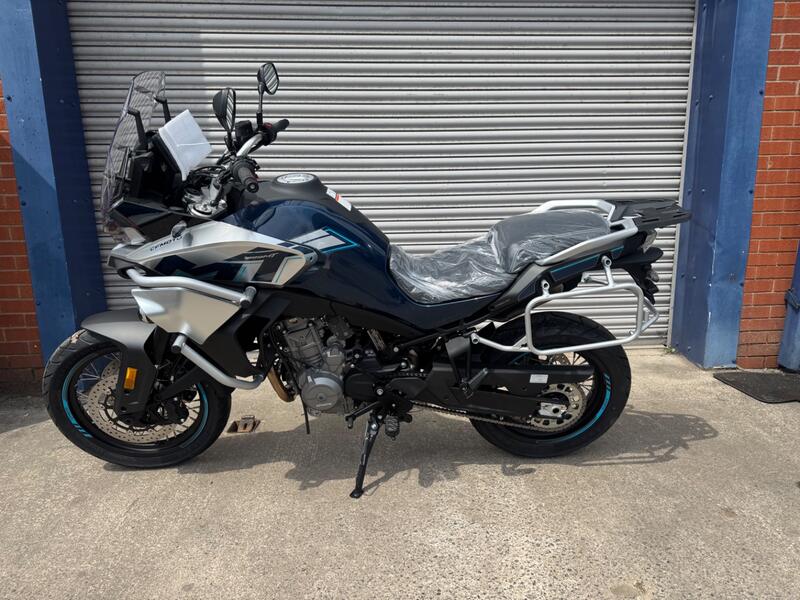 CFMOTO MT
