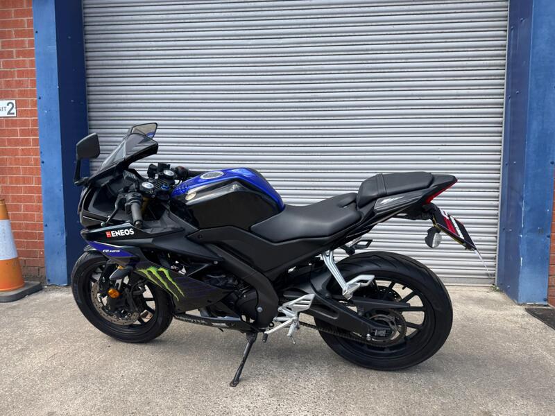 YAMAHA R125