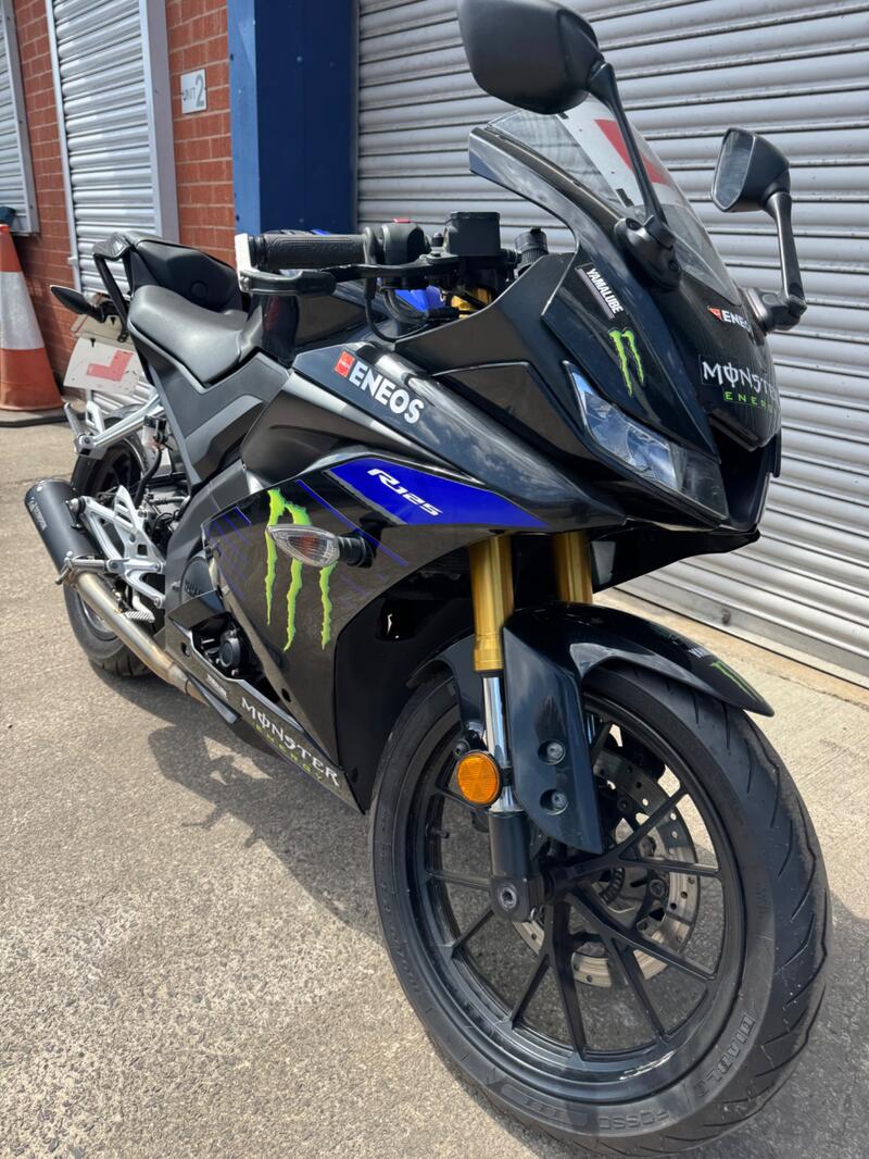 YAMAHA R125
