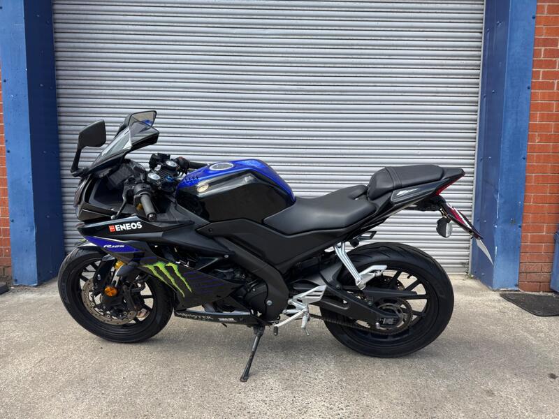 YAMAHA R125
