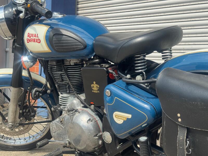 ROYAL ENFIELD BULLET