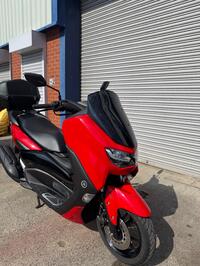 YAMAHA Nmax