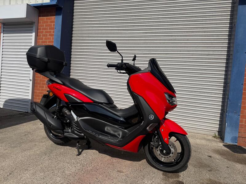 YAMAHA Nmax