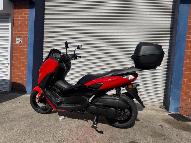 YAMAHA Nmax