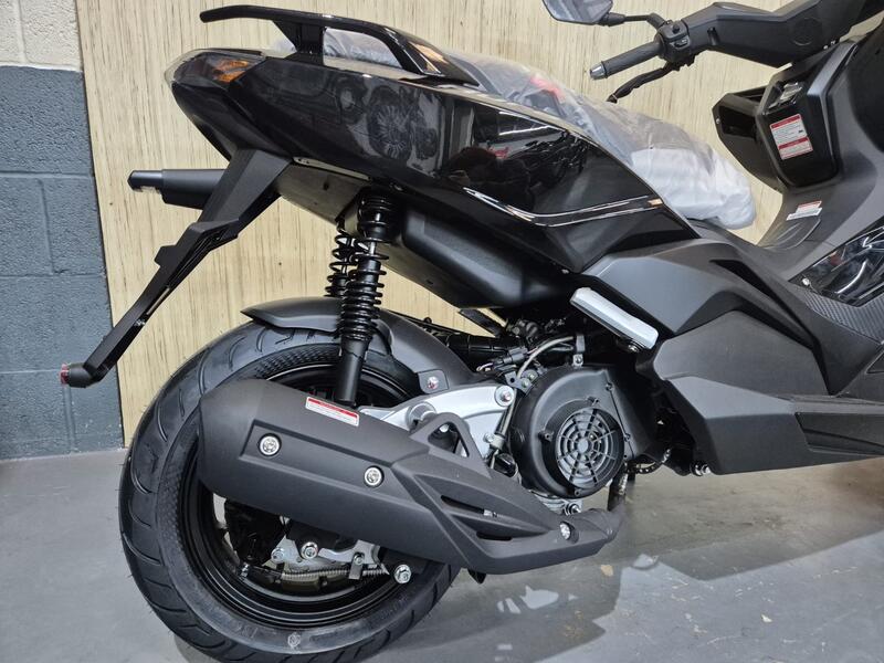 LEXMOTO AURA 125