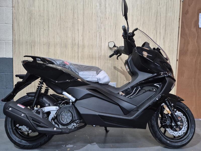 LEXMOTO AURA 125