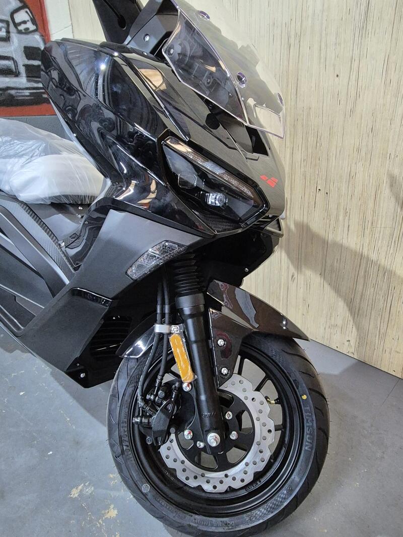 LEXMOTO AURA 125