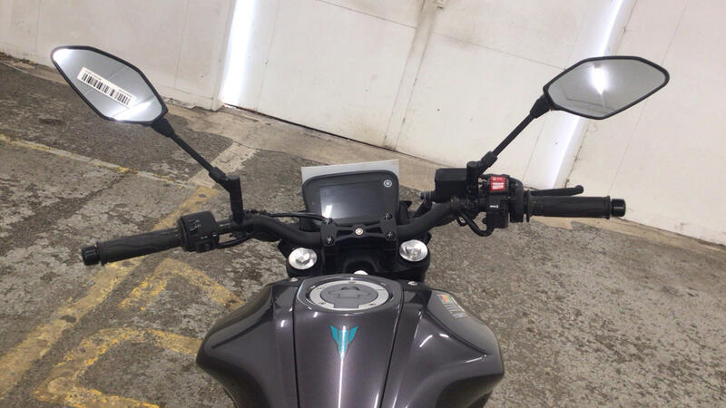YAMAHA MT-125