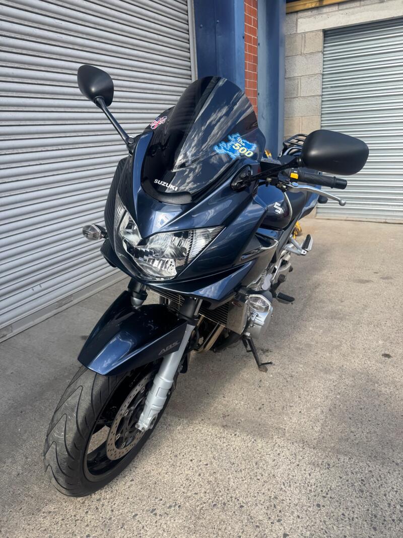 SUZUKI Bandit 1250
